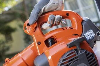 Husqvarna 570BTS Løvblæser med X-TORQ-motorteknologi, benzindrevet