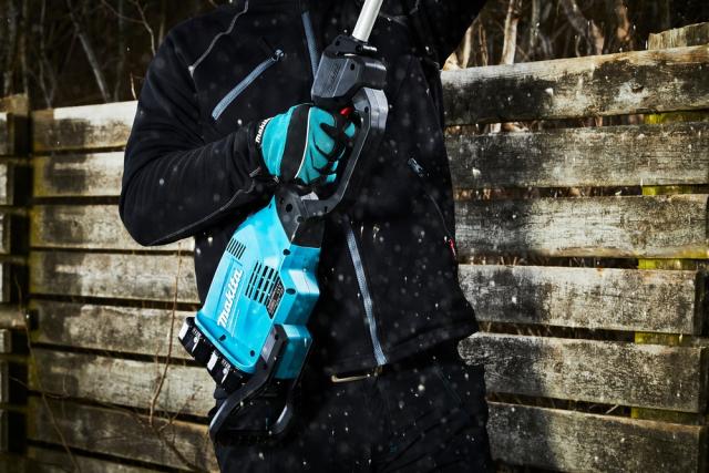 Makita DUA300Z Stangkædesav u/ Batteri og Lader