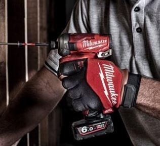 MILWAUKEE SHOCKWAVE™ IMPACT DUTY skruebits TX25 x 25MM, 2 Stk.