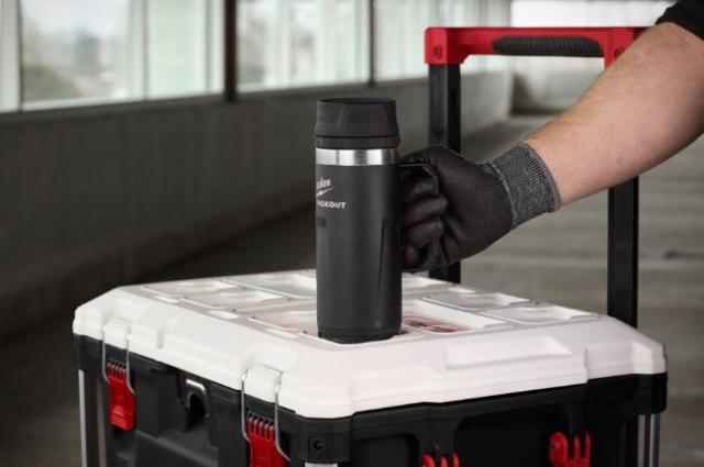Milwaukee Packout™ termoflasker m. drikkelåg (Sort)