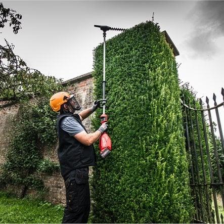 Milwaukee M18 FHETE22-0 FUEL™ Stanghækkeklipper 216 cm