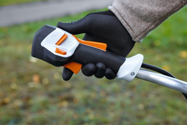 Stihl FSA 120 Buskrydder u/ Batteri og Lader