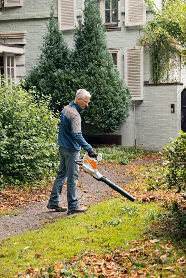 Stihl SHA 56 Løvsuger/Blæser u/ Batteri 